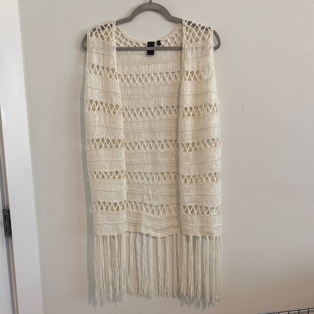 MAK cream sweater vest